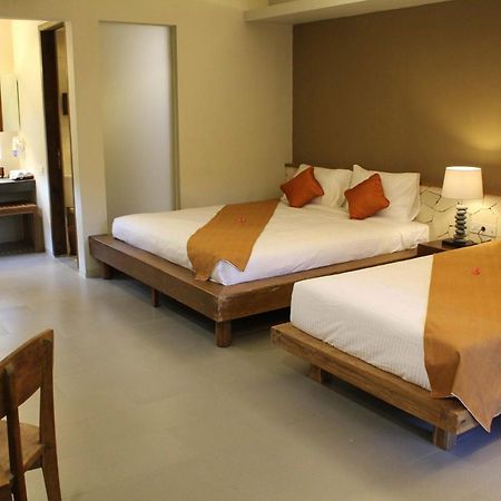 Rumah Batu Boutique Hotel Solo Екстериор снимка